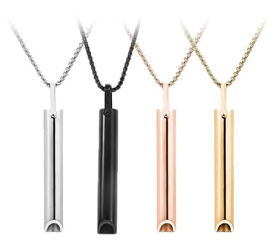 Náhrdelník na odvykání kouření | Píšťalka k dýchání | Podkova Černá