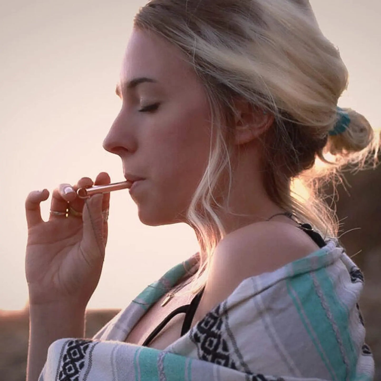 Náhrdelník k odvykání kouření | Dechová píšťalka | Dvoubarevné zlaté